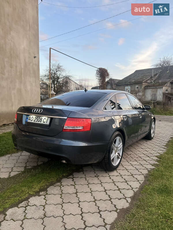 Седан Audi A6 2004 в Хусте