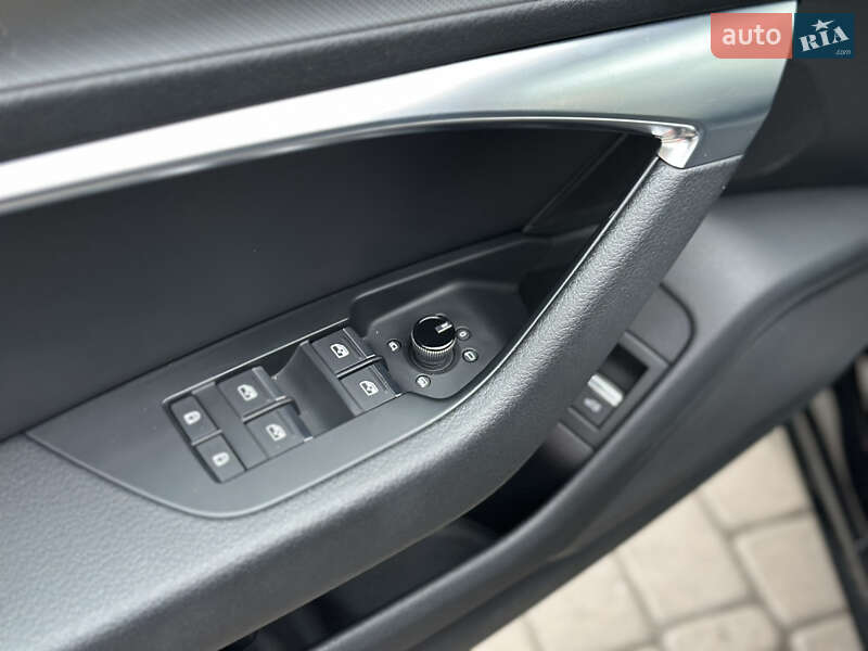 Универсал Audi A6 2018 в Киеве