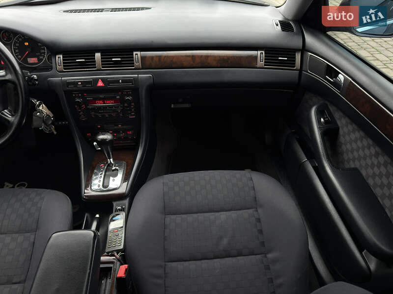 Универсал Audi A6 2000 в Черновцах