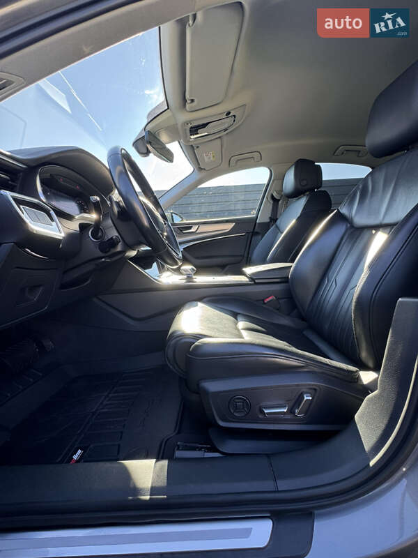 Седан Audi A6 2019 в Вараше