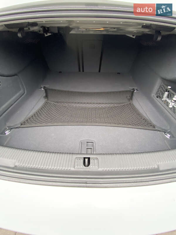 Седан Audi A6 2014 в Киеве фото 10 Седан Audi A6 2014 в Киеве