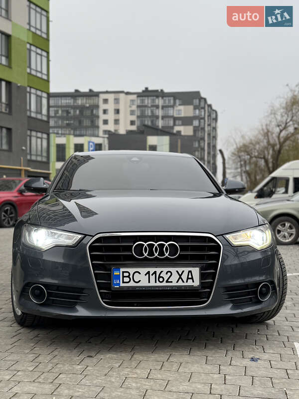 Седан Audi A6 2013 в Ивано-Франковске