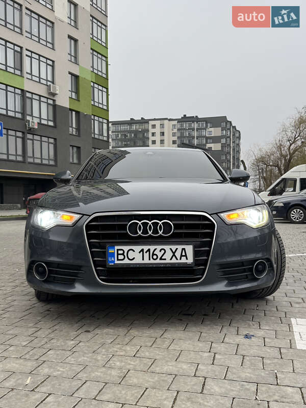 Седан Audi A6 2013 в Ивано-Франковске