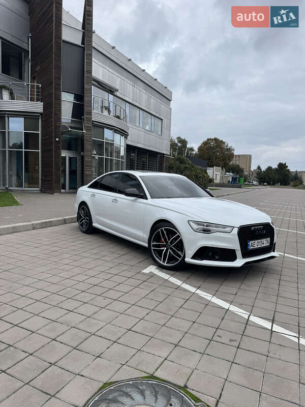 Седан Audi A6 2016 в Киеве