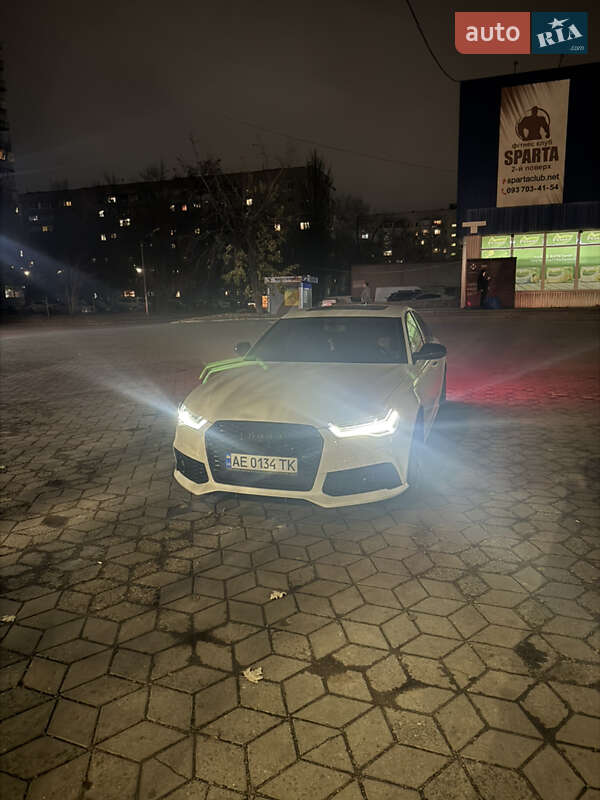 Седан Audi A6 2016 в Киеве