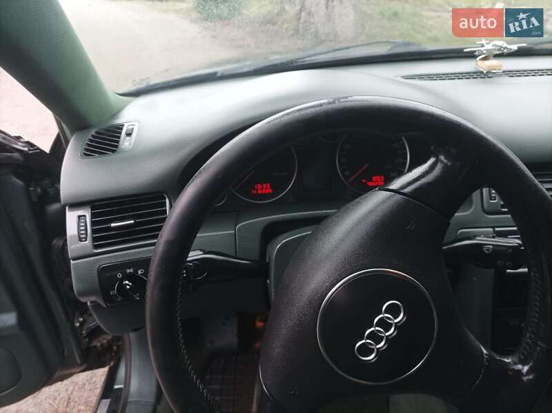 Универсал Audi A6 2001 в Калиновке