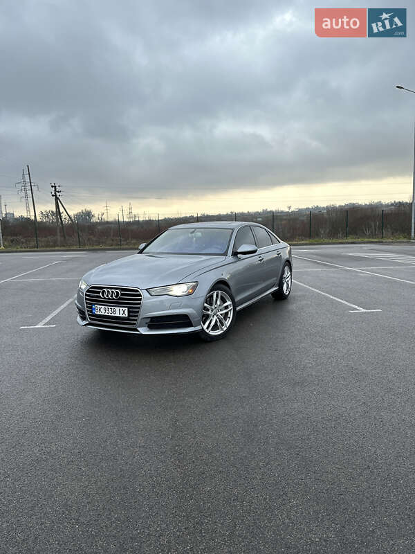 Седан Audi A6 2015 в Ровно