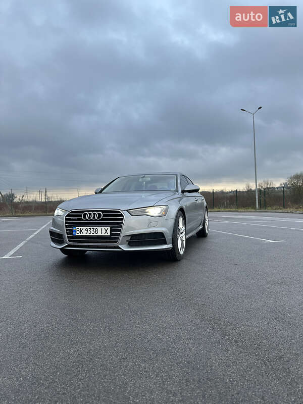 Седан Audi A6 2015 в Ровно