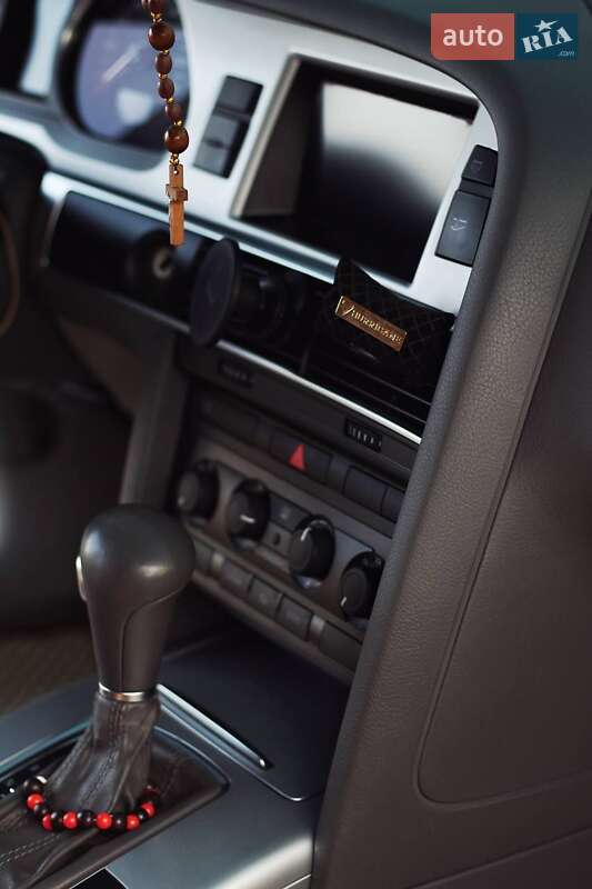 Седан Audi A6 2009 в Виноградове