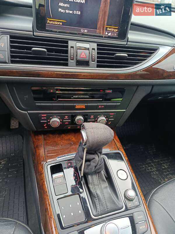 Седан Audi A6 2014 в Бучаче