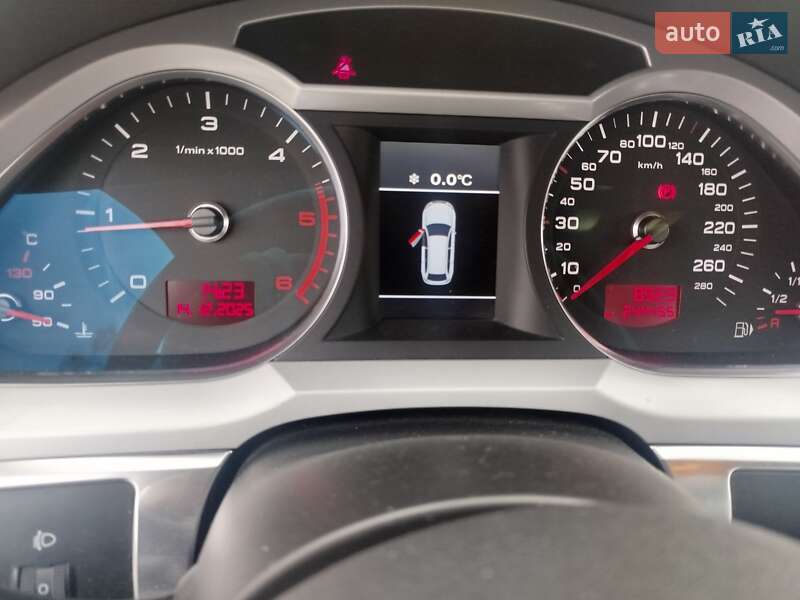 Універсал Audi A6 2011 в Горішніх Плавнях