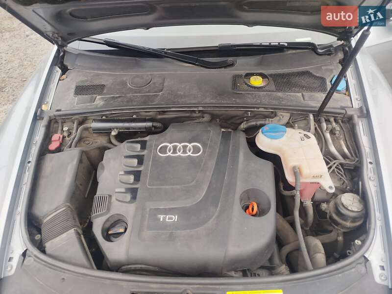 Універсал Audi A6 2011 в Горішніх Плавнях