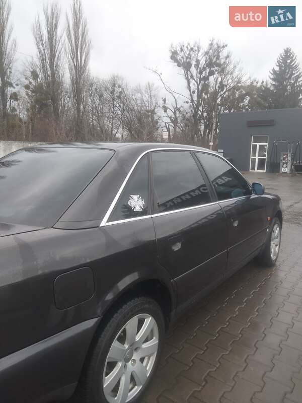 Седан Audi A6 1996 в Хмельнике