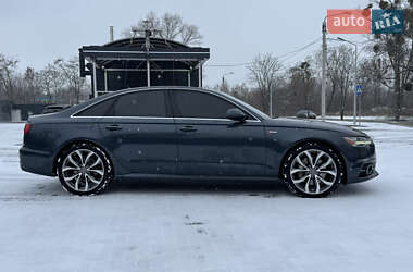 Седан Audi A6 2015 в Каневе