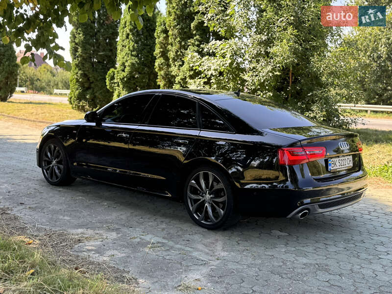 Седан Audi A6 2011 в Ровно