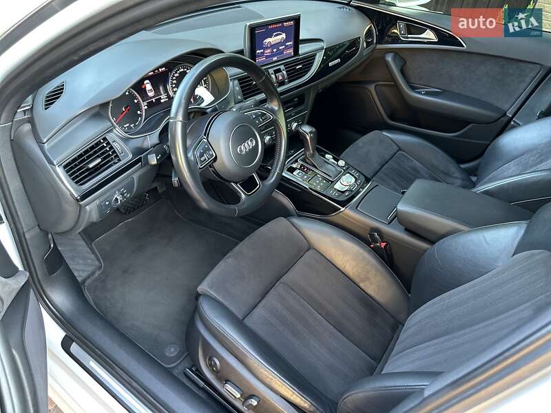 Седан Audi A6 2015 в Киеве