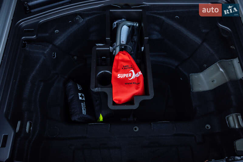 Универсал Audi A6 2020 в Луцке