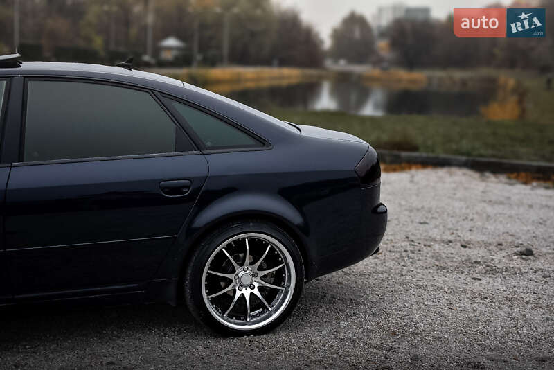 Седан Audi A6 2004 в Днепре