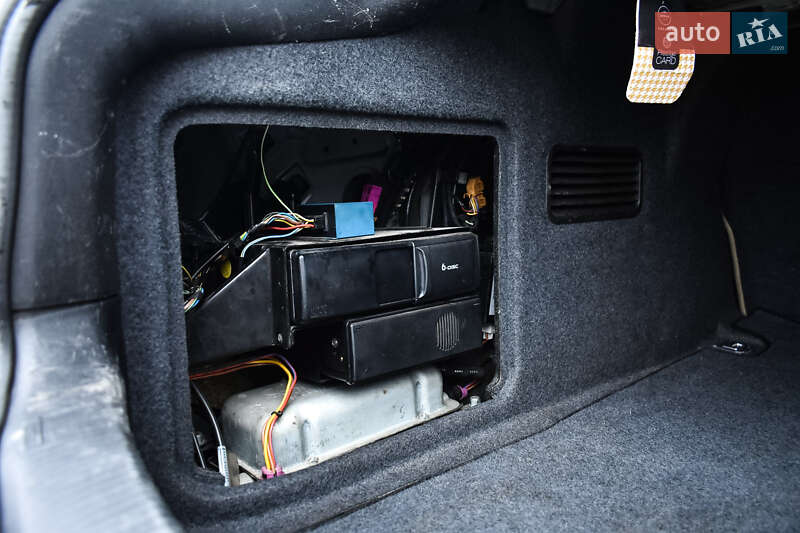 Седан Audi A6 2004 в Днепре