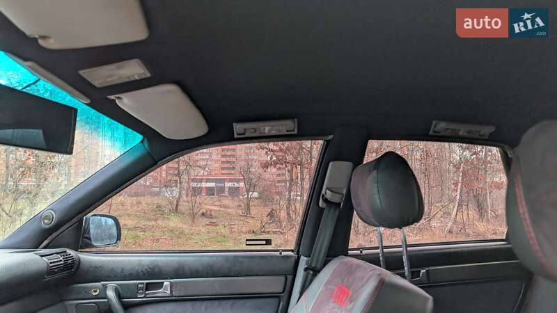 Седан Audi A6 1996 в Ирпене