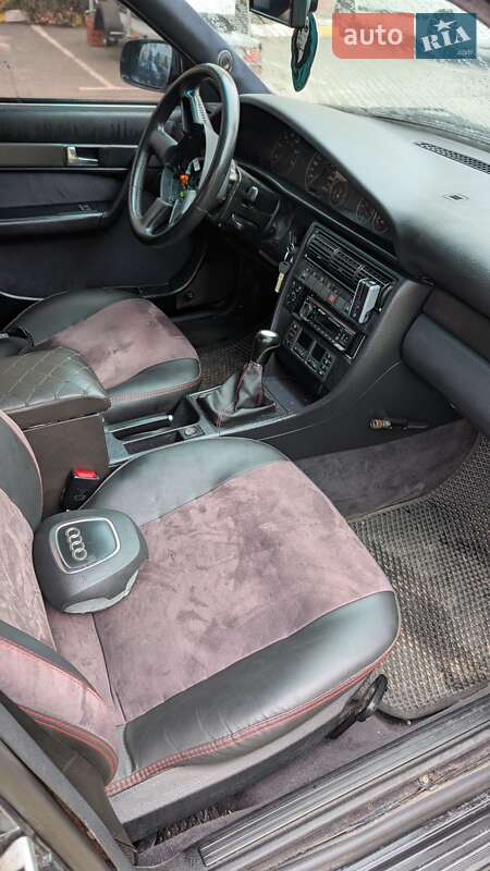 Седан Audi A6 1996 в Ирпене