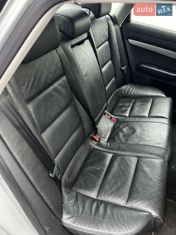 Седан Audi A6 2007 в Нетешине