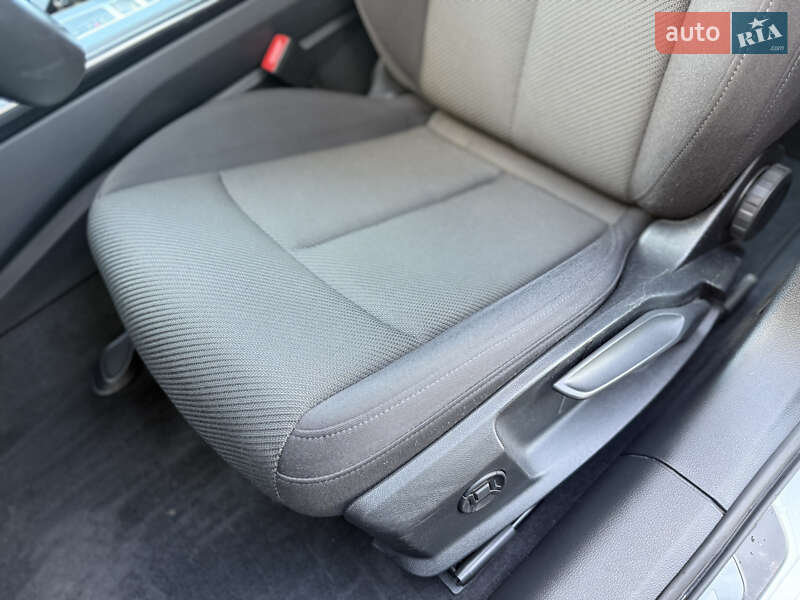 Универсал Audi A6 2022 в Хмельницком