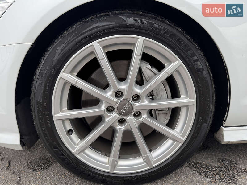 Седан Audi A6 2017 в Днепре