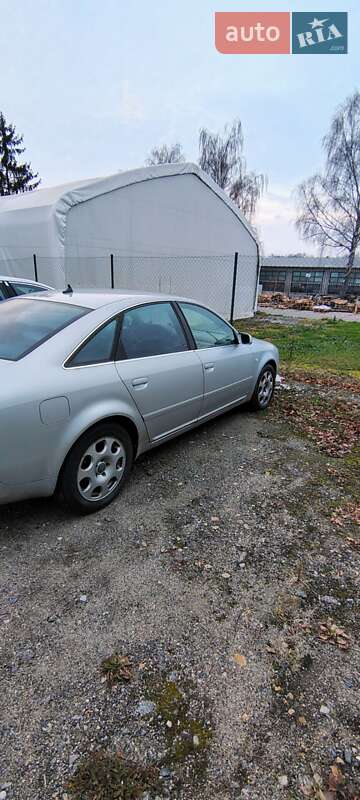 Седан Audi A6 2003 в Бурштыне