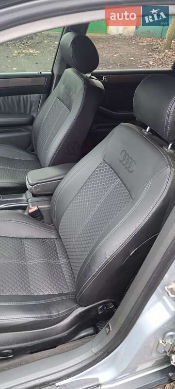 Универсал Audi A6 1999 в Першотравенске