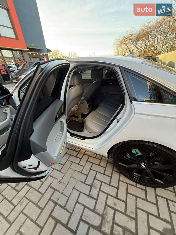 Седан Audi A6 2013 в Хмельницком