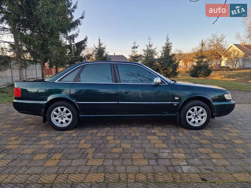 Седан Audi A6 1996 в Стрые