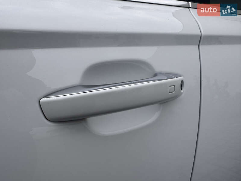 Седан Audi A6 2014 в Луцке