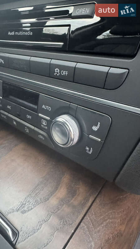 Седан Audi A6 2014 в Луцке