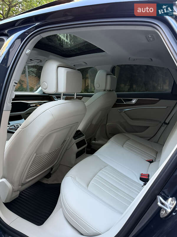 Седан Audi A6 2022 в Одессе