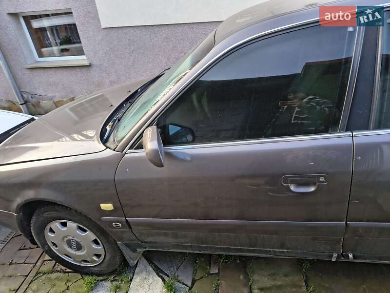 Седан Audi A6 1995 в Тернополе