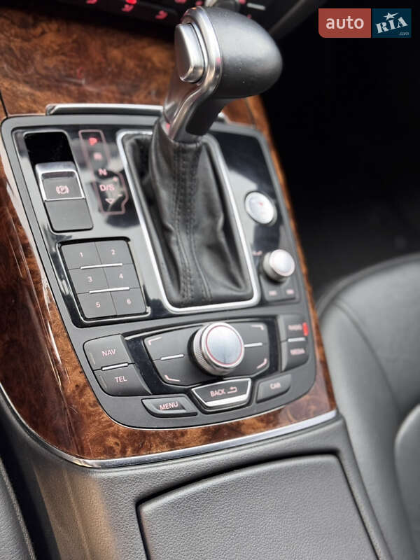 Седан Audi A6 2013 в Нововолынске