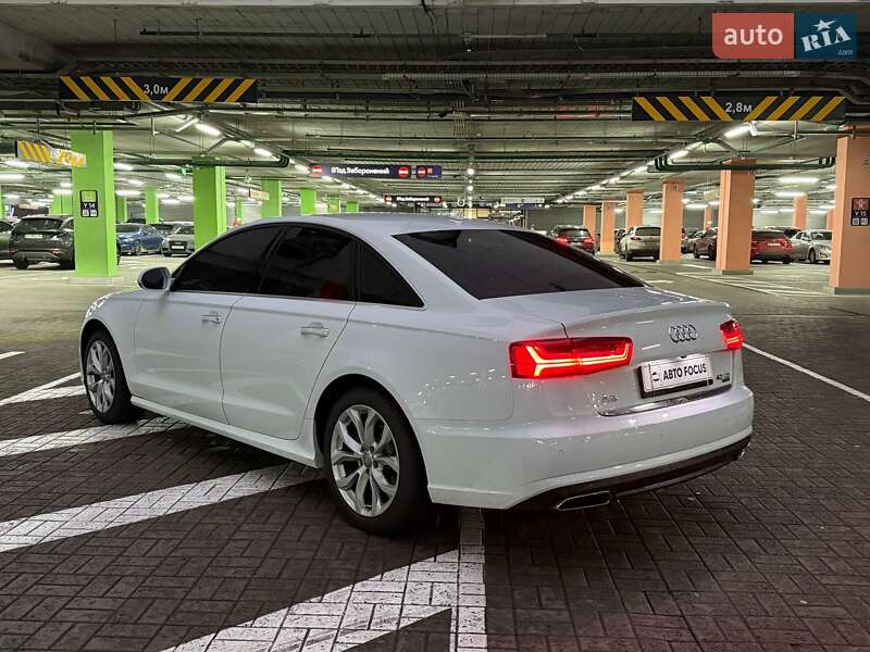 Седан Audi A6 2015 в Киеве