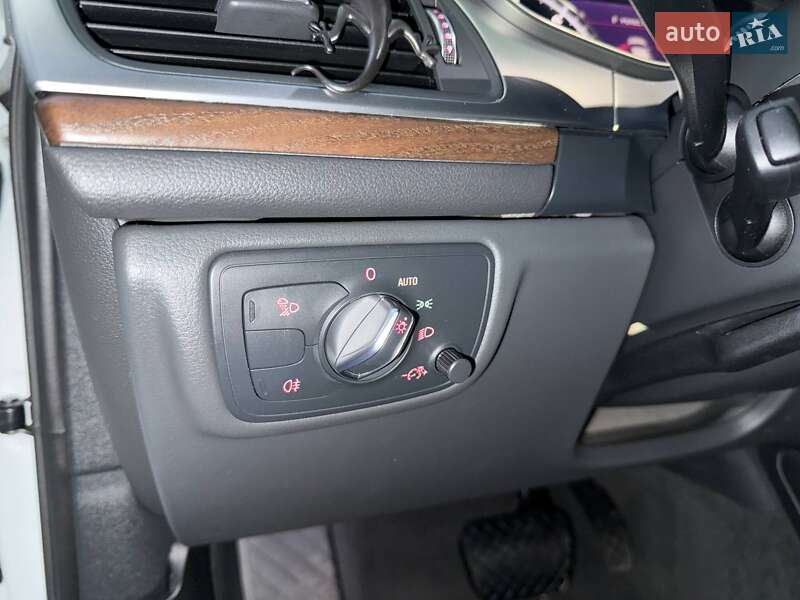 Седан Audi A6 2015 в Киеве