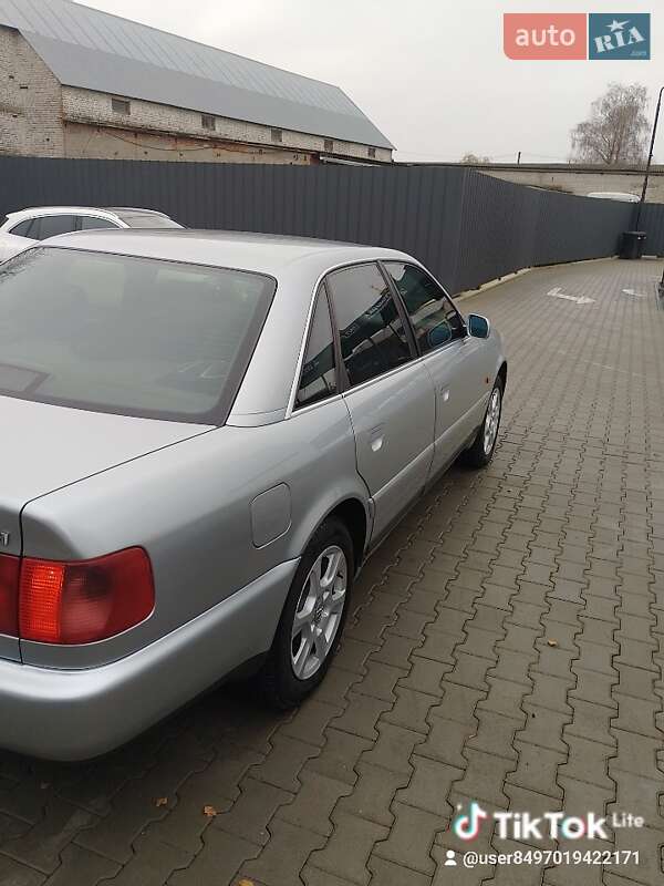 Седан Audi A6 1997 в Луцке