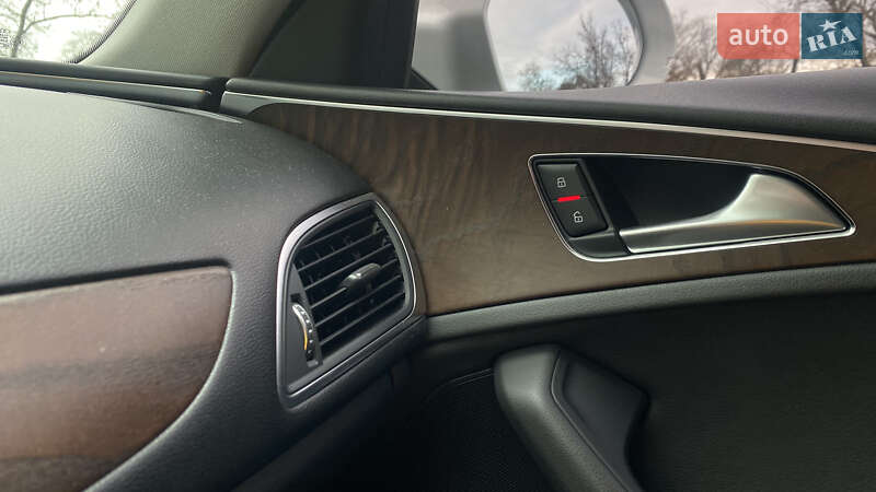 Седан Audi A6 2016 в Одессе