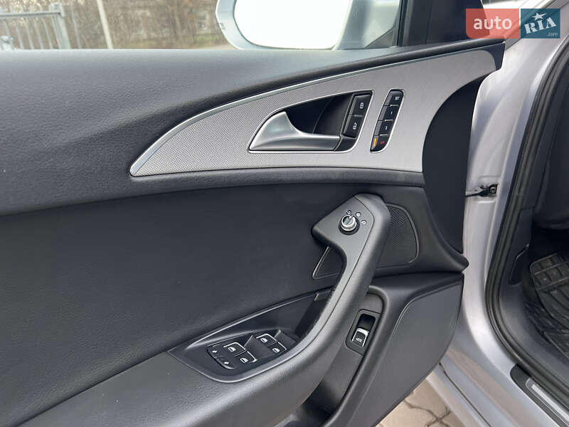 Седан Audi A6 2015 в Нововолынске