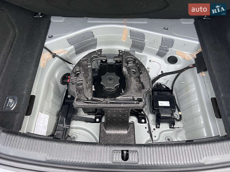 Седан Audi A6 2015 в Нововолынске