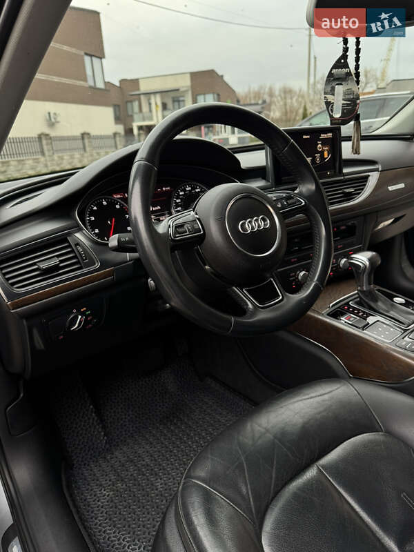 Седан Audi A6 2014 в Рівному