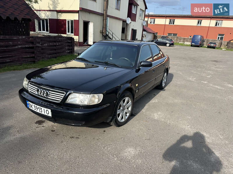 Седан Audi A6 1995 в Березному