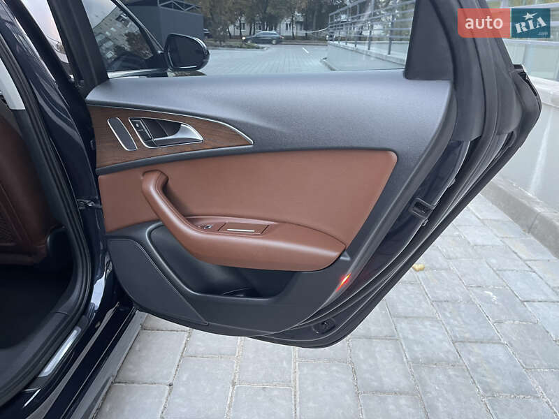 Седан Audi A6 2015 в Рівному