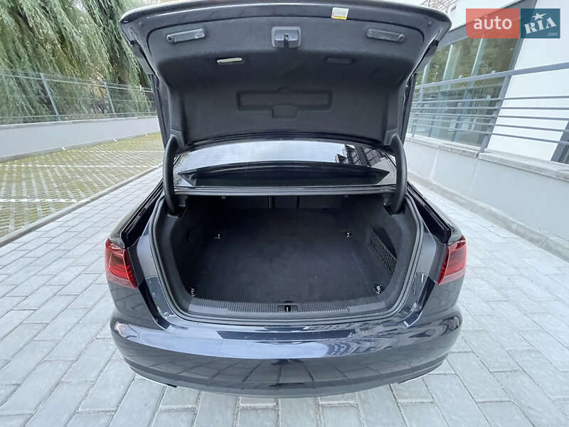 Седан Audi A6 2015 в Рівному
