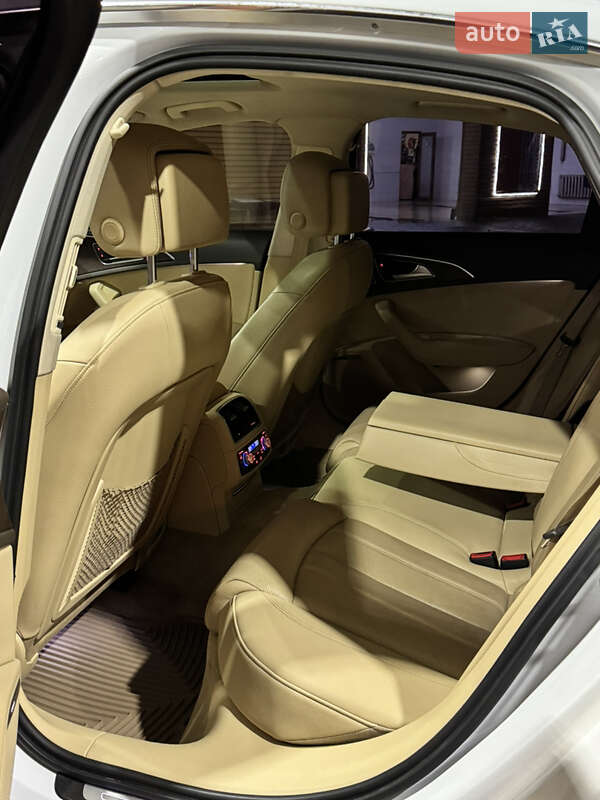 Седан Audi A6 2014 в Одессе