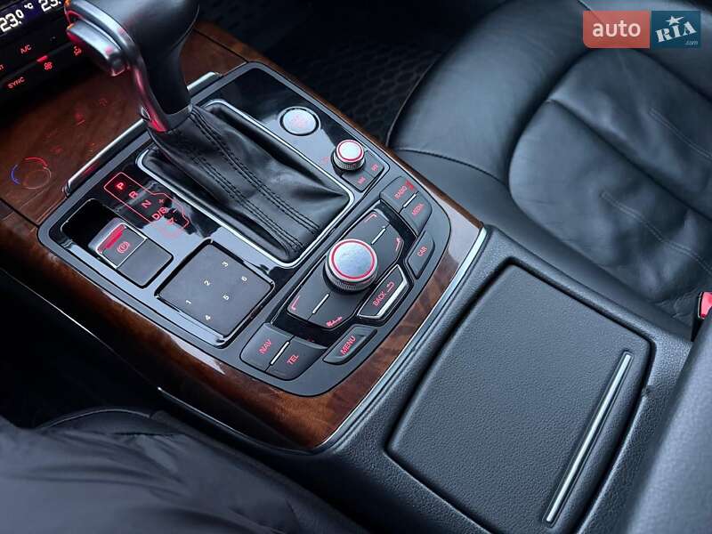 Седан Audi A6 2014 в Черновцах