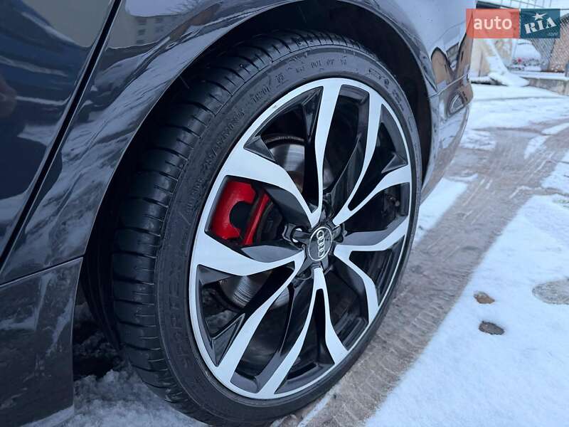 Седан Audi A6 2014 в Черновцах